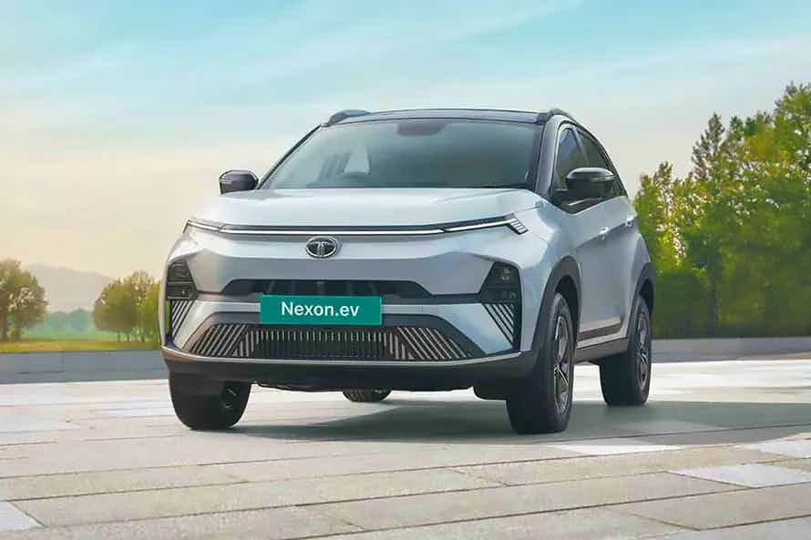 tata nexon ev facelift