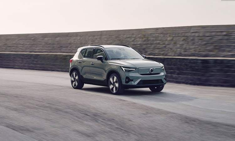 volvo_xc40-recharge_1