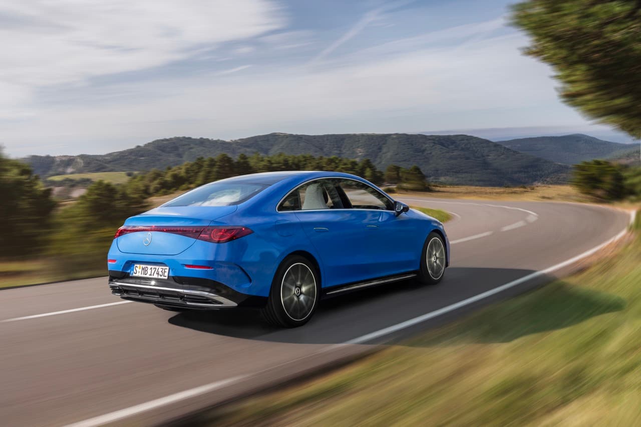 Mercedez Benz CLA EV Blue