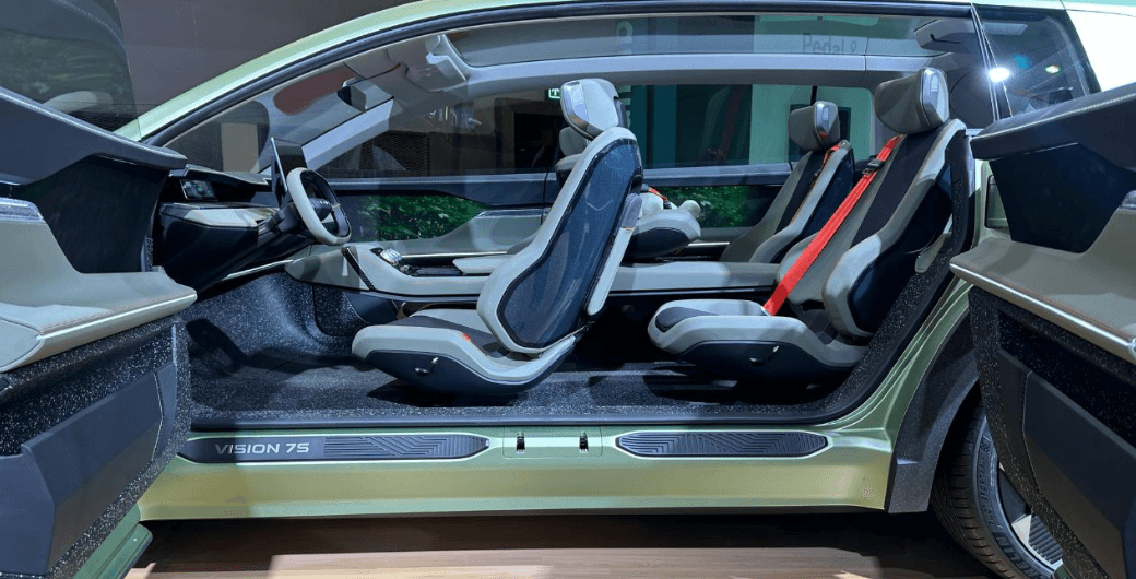 vision 7s interior