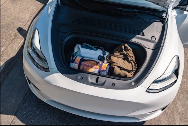 Tesla-Model-S-Ev-Interior Image