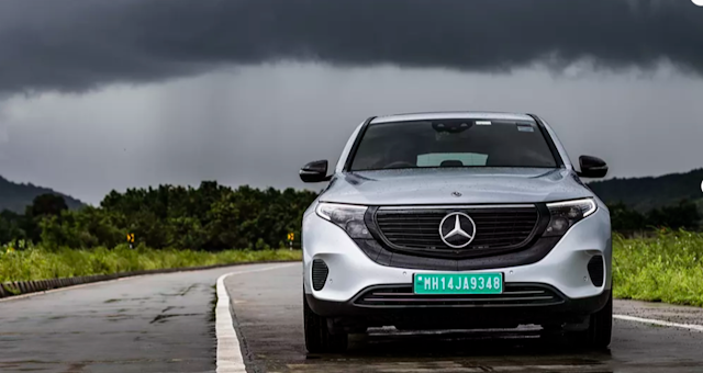 Mercedes-Benz-EQC-Ev-Front View