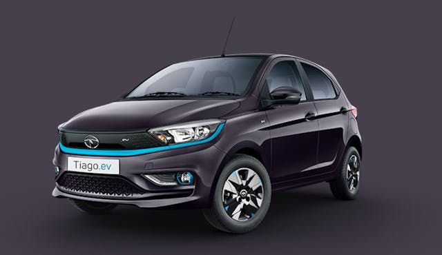 Tata Motors_Tiago EV_XE Medium Range0