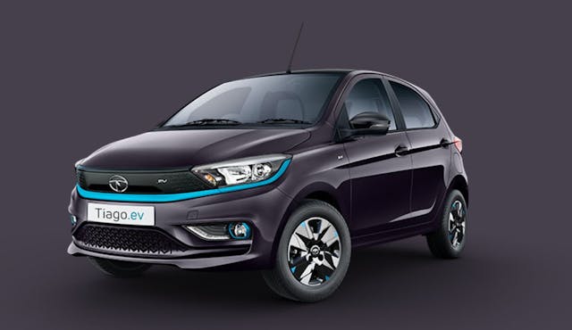 Tata Motors_Tiago EV_XT Medium Range0