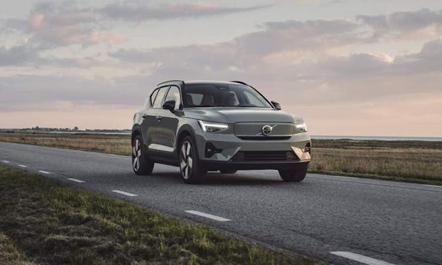 volvo_xc40-recharge_0